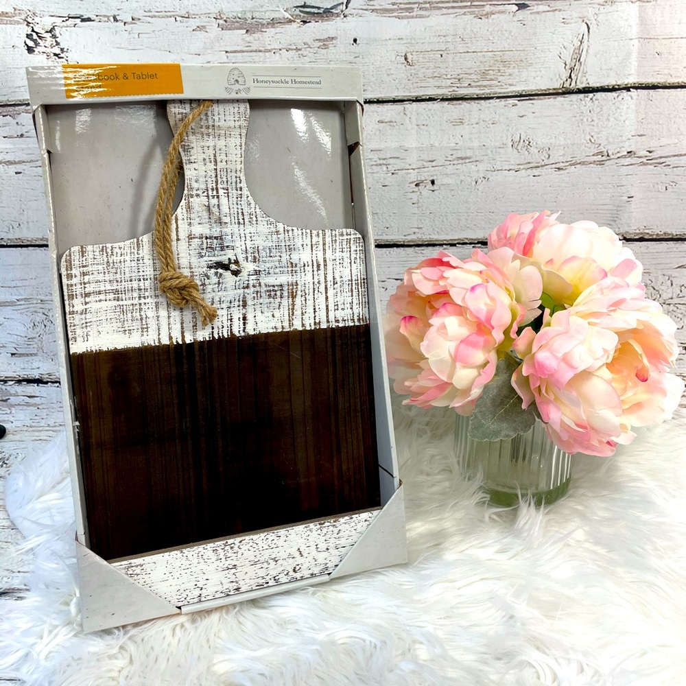 Honeysuckle Homestead tablet/cookbook holder NWT